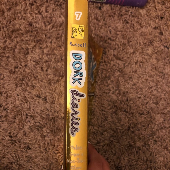 Books - Picture 6 of 6